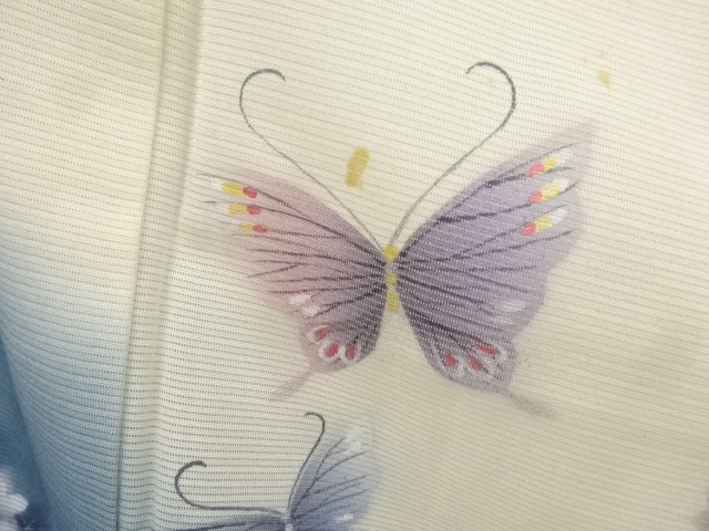 アンティーク　駒絽紫陽花に蝶模様着物